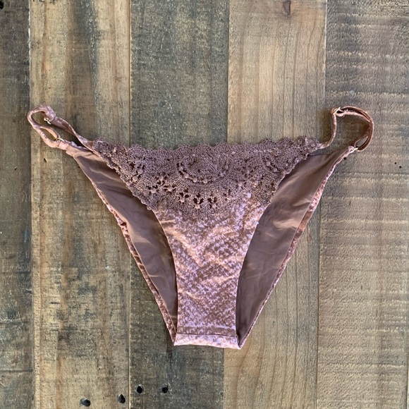 Blue Life - Eclipse Bikini Bottom - Picture 3 of 5